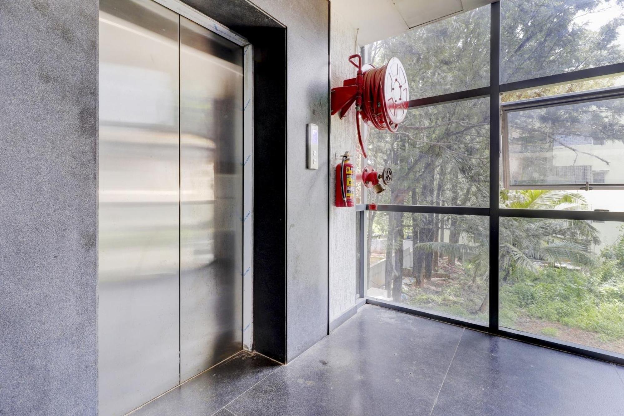 Super Sleek Townhouse Galexia Hotel And Resorts Bangalore Exterior foto